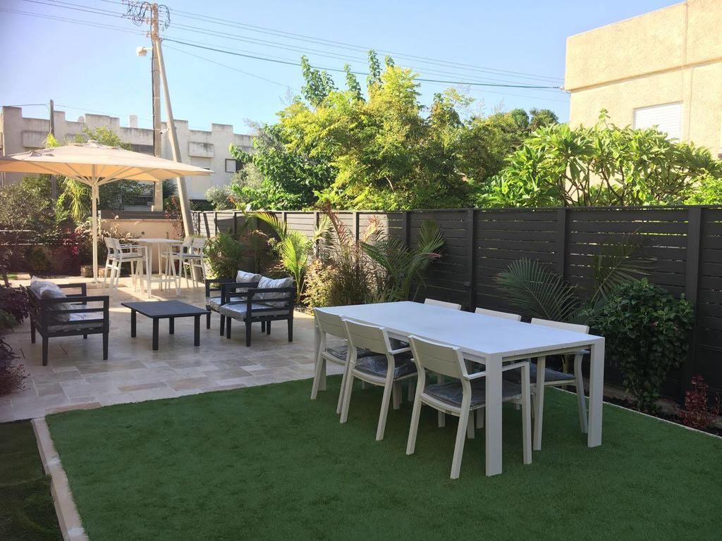 Sokolov Vacation Boutique Apartments By The Sea In Nahariya Luaran gambar